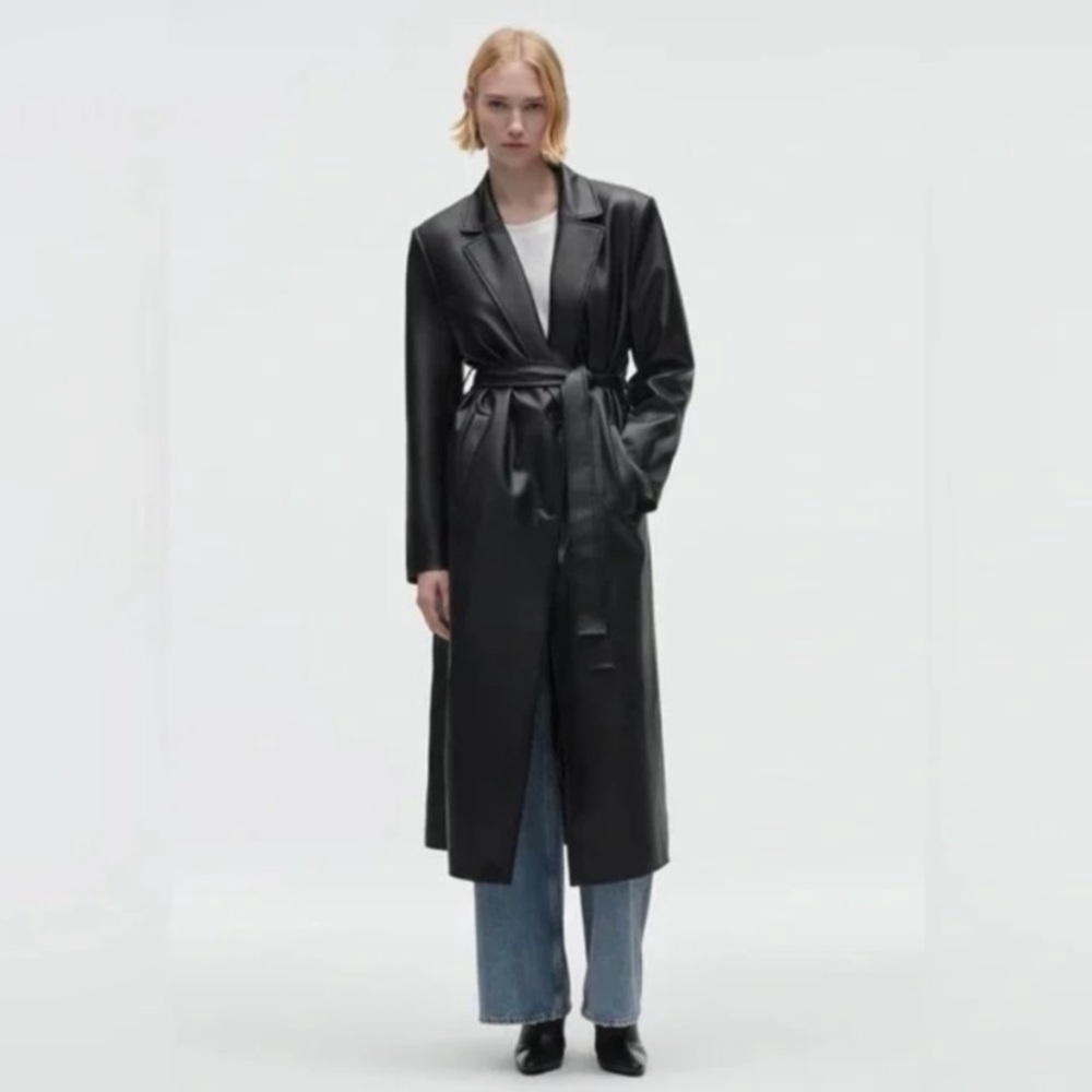 ❤️‍🔥Zara faux leather coat